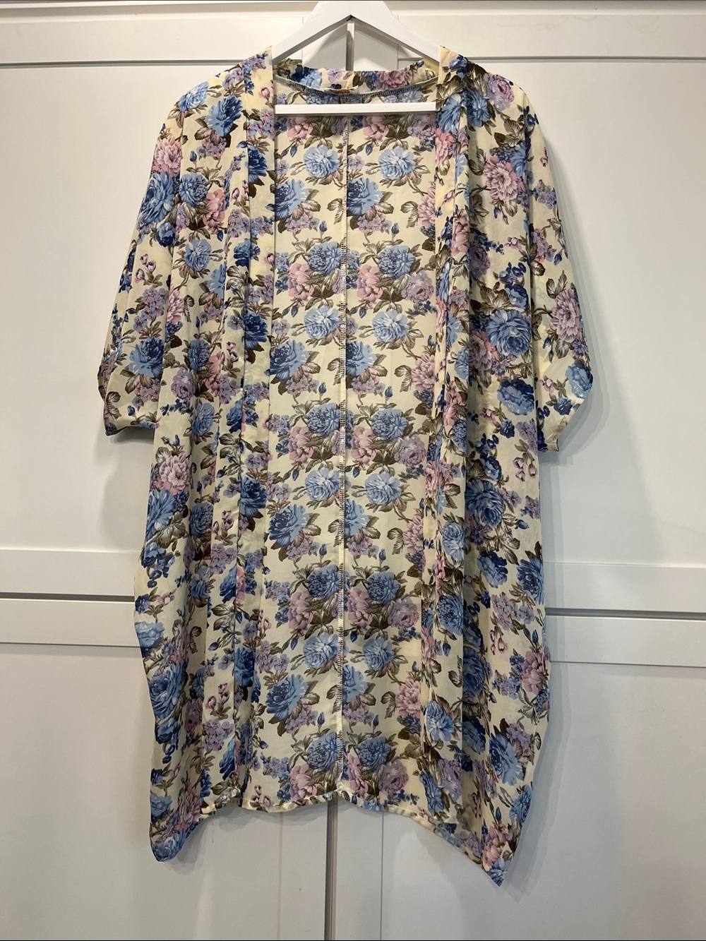 Floral Open Front Kimono - Cream with Blue, Pink & Purple Roses